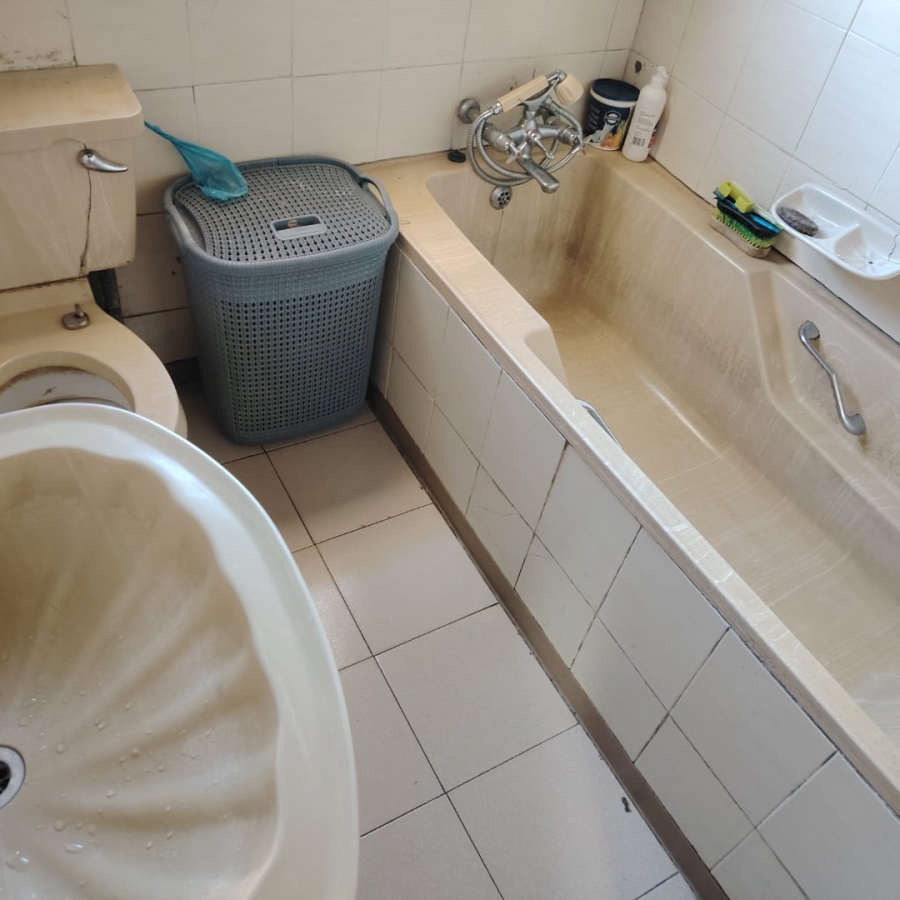 5 Bedroom Property for Sale in Mdantsane Eastern Cape